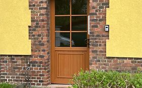 Sweet Home Cozy Dresden Apartment Three